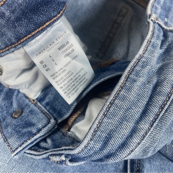 American Eagle Mom Jeans Women’s Size 4 Blue Distressed - Picture 4 of 8